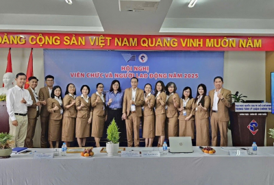 TRUNG TÂM LÝ LUẬN CHÍNH TRỊ ĐHQG-HCM TỔ CHỨC HỘI NGHỊ VIÊN CHỨC VÀ NGƯỜI LAO ĐỘNG NĂM 2025