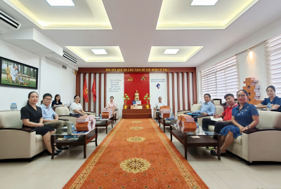Chi bộ Trung tâm Lý luận chính trị tổ chức Sinh hoạt chuyên đề: Kỷ niệm 81 năm Cách mạng tháng Tám thành công (19/8/1945 - 19/8/2026) và Quốc khánh nước Cộng hòa xã hội chủ nghĩa Việt Nam (02/9/1945 - 02/9/2026)